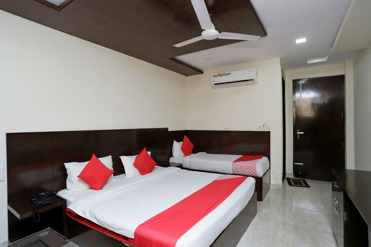 Oyo 39595 Hotel Ray Ban Kankhal Zewnętrze zdjęcie